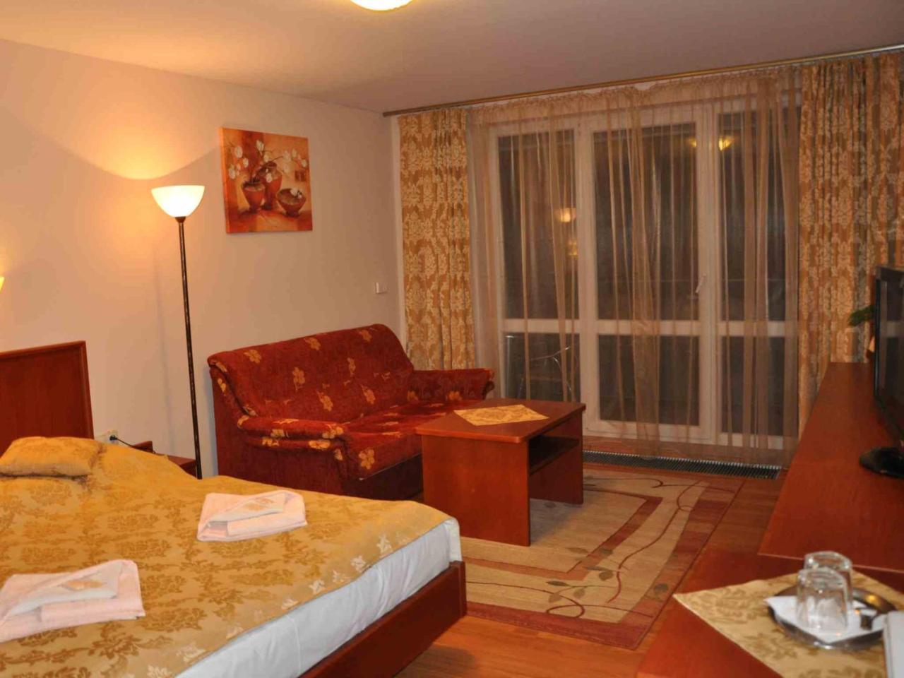 Hotel Pramen - Sivek Hotels ドゥディンツェ エクステリア 写真